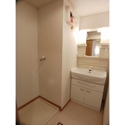 サンリット・パーク 205【管理NO：1-014632801-02040】 ★家具家電は申し込み後に搬入しますの物件写真6