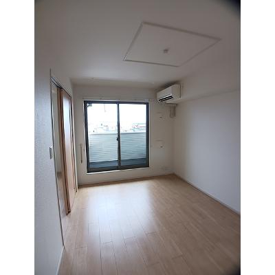ラトゥール南若王子 302【管理NO：1-022708201-03020】 ★家具家電は申し込み後に搬入しますの物件写真2