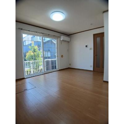 プリムヴェール 103【管理NO：1-011512001-01030】 ★家具家電は申し込み後に搬入しますの物件写真2