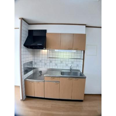 アビタシオン　キク 203【管理NO：1-011421701-02030】 ★家具家電は申し込み後に搬入しますの物件写真3
