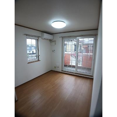 ラシーヌニツ家 201【管理NO：1-011108501-02010】 ★家具家電は申し込み後に搬入します★の物件写真2