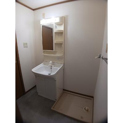 ラシーヌニツ家 201【管理NO：1-011108501-02010】 ★家具家電は申し込み後に搬入します★の物件写真6