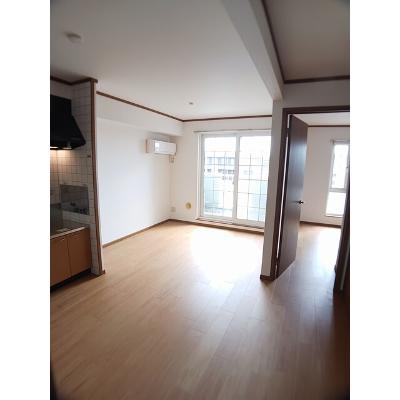 シエーヌ花梨 202【管理NO：1-010753101-02020】 ★家具家電は申し込み後に搬入しますの物件写真2