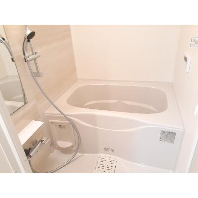 ローレルＷｅｓｔ 102【管理NO：1-027324701-01020】 ★家具家電は申し込み後に搬入します★の物件写真4