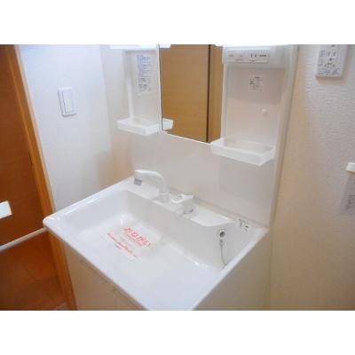 ノーブル港西　Ⅰ 101【管理NO：1-019774801-01010】 ★家具家電は申し込み後に搬入しますの物件写真6