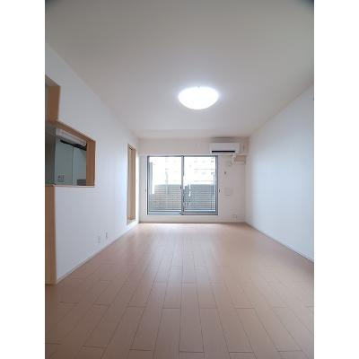 アルバーダ　Ⅱ 303【管理NO：1-017502802-03030】 ★家具家電は申し込み後に搬入します★の物件写真2