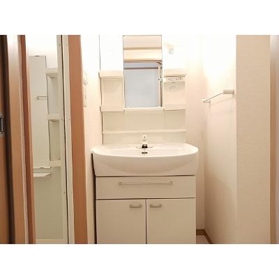 ライラック 302【管理NO：1-013213501-03020】 ★家具家電は申し込み後に搬入しますの物件写真6
