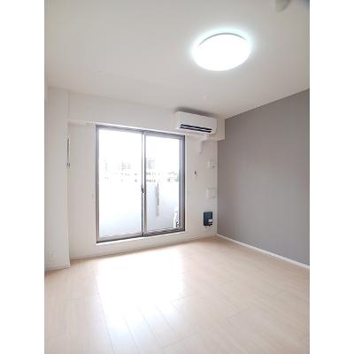 パークサイドグリーン 303【管理NO：1-025476401-03030】 ★家具家電は申し込み後に搬入します★ ★2026年10月下旬入居可能★の物件写真2