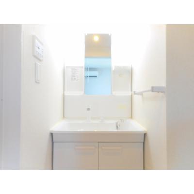 コズミックプレイス 201【管理NO：1-022756201-02010】 ★家具家電は申し込み後に搬入しますの物件写真6