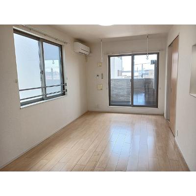 フレスクーラ　Ａ 301【管理NO：1-022370801-03010】 ★家具家電は申し込み後に搬入します★の物件写真2