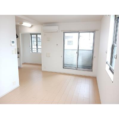 カーサ　セレノ 201【管理NO：1-018745501-02010】 ★家具家電は申し込み後に搬入しますの物件写真2