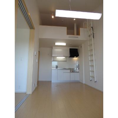 アイランド・ルガート 202【管理NO：1-017334401-02020】 ★家具家電は申し込み後に搬入します★ ★2026年08月下旬入居可能★の物件写真2