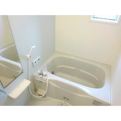 アベリア 105【管理NO：1-015159301-01040】 ★家具家電は申し込み後に搬入しますの物件写真4