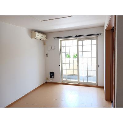 ベラージオＢ 101【管理NO：1-015159202-01010】 ★家具家電は申し込み後に搬入しますの物件写真2