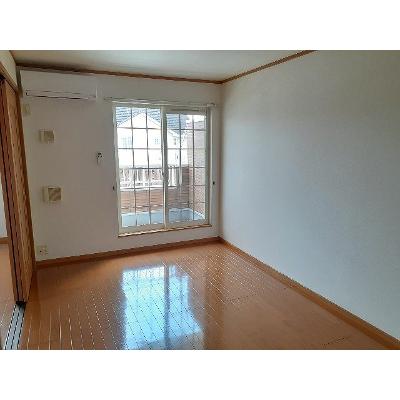 カーサ　アウローラⅡ 203【管理NO：1-014132302-02030】 ★家具家電は申し込み後に搬入しますの物件写真2