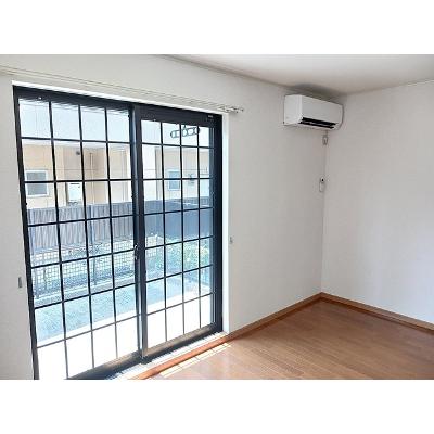 カーサ・カリーノ 101【管理NO：1-013584801-01010】 ★家具家電は申し込み後に搬入しますの物件写真2