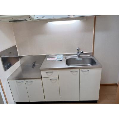 レジデンスＫー１ 401【管理NO：1-013543301-04010】 ★家具家電は申し込み後に搬入します★の物件写真3