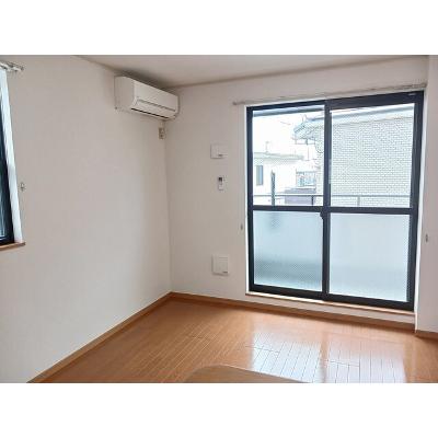 クレメント花塚 201【管理NO：1-013382801-02010】 ★家具家電は申し込み後に搬入します★の物件写真2