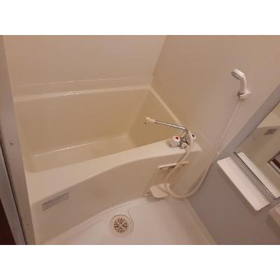 シューネス 103【管理NO：1-012722401-01030】 ★家具家電は申し込み後に搬入します★の物件写真4