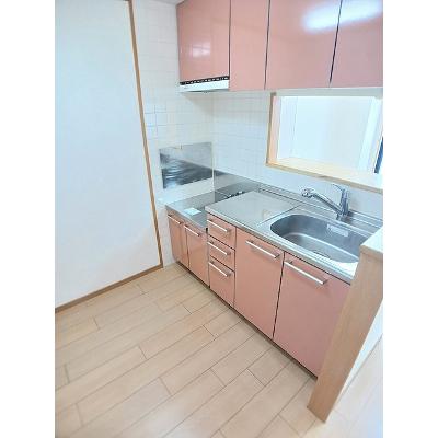 サンシャインタナカ 401【管理NO：1-012514101-04010】 ★家具家電は申し込み後に搬入します★の物件写真3
