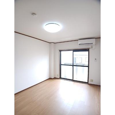 アメニティー２１ 201【管理NO：1-010278101-02010】 ★家具家電は申し込み後に搬入しますの物件写真2