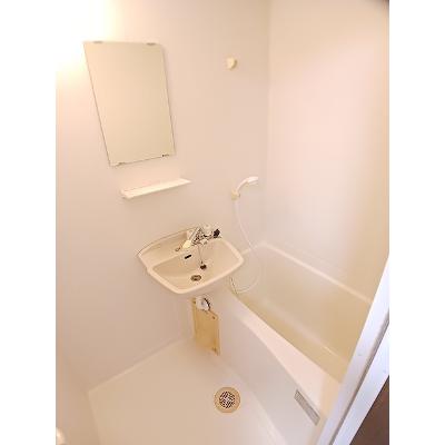 アメニティー２１ 201【管理NO：1-010278101-02010】 ★家具家電は申し込み後に搬入しますの物件写真4