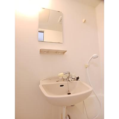 アメニティー２１ 201【管理NO：1-010278101-02010】 ★家具家電は申し込み後に搬入しますの物件写真6