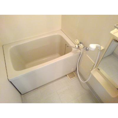 アーバンパレス 202【管理NO：1-004580001-02020】 ★家具家電は申し込み後に搬入します 2026年08月中旬入居可能の物件写真4