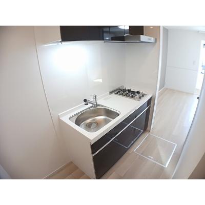カーサⅤ 101【管理NO：1-027810001-01010】 ★家具家電は申し込み後に搬入しますの物件写真3
