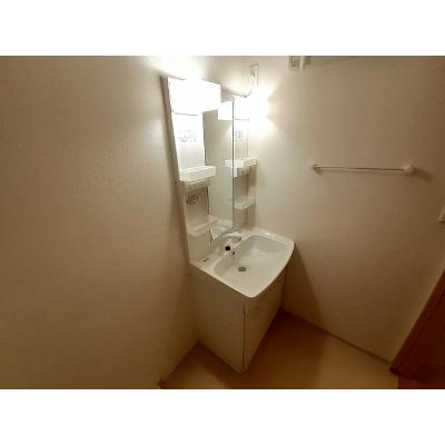 エヴァーグリーンⅡ 201【管理NO：1-018348902-02010】 ★家具家電は申し込み後に搬入します 2026年08月中旬入居可能の物件写真6