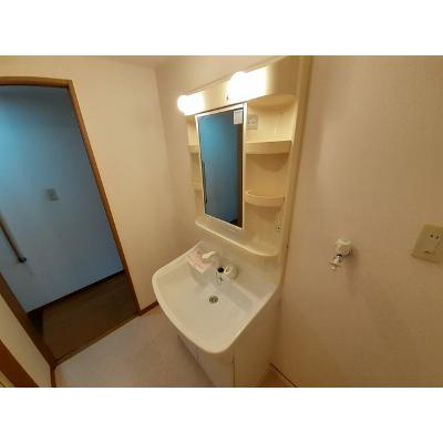 グランドール吉根 203【管理NO：1-011891901-02030】 ★家具家電は申し込み後に搬入します★の物件写真6