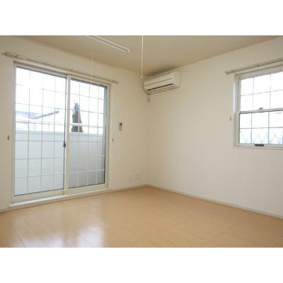 セレーノ向台 103【管理NO：1-017128001-01030】 ★家具家電は申し込み後に搬入します★ ★2026年08月下旬入居可能★の物件写真2