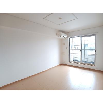 ジェネシスⅠ 202【管理NO：1-015396401-02020】 ★家具家電は申し込み後に搬入します★の物件写真2