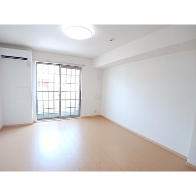 グランデールⅡ 103【管理NO：1-014585302-01030】 ★家具家電は申し込み後に搬入します★の物件写真2
