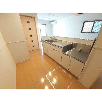 イリゼ・Ｋ 101【管理NO：1-019685001-01010】 ★家具家電は申し込み後に搬入します★の物件写真3