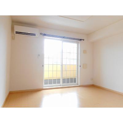 サンリット 103【管理NO：1-015541501-01030】 ★家具家電は申し込み後に搬入します★の物件写真2