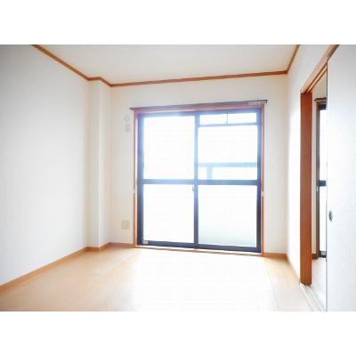 ウイングイースト 102【管理NO：1-099169601-01020】 ★家具家電は申し込み後に搬入します★の物件写真2