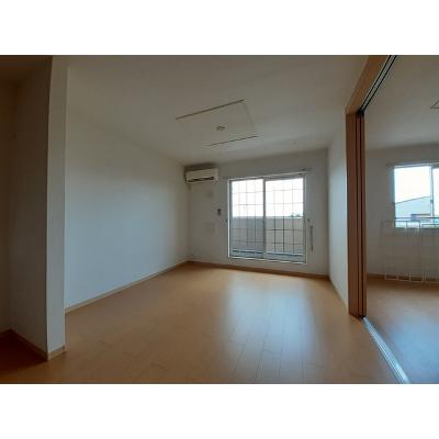 サンリット 202【管理NO：1-016559601-02020】 ★家具家電は申し込み後に搬入しますの物件写真2