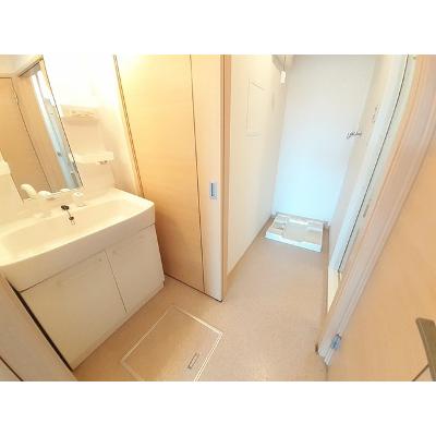 サンリット 202【管理NO：1-016559601-02020】 ★家具家電は申し込み後に搬入しますの物件写真6