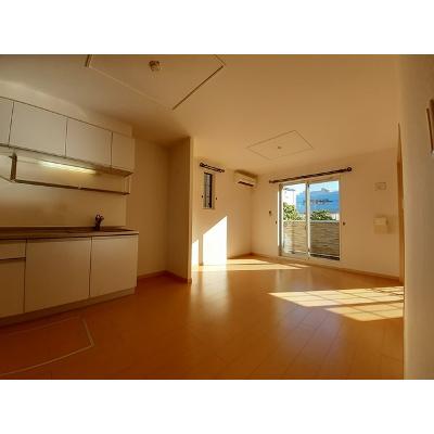 ジェルメⅡ 101【管理NO：1-016307701-01010】 ★家具家電は申し込み後に搬入します★の物件写真2