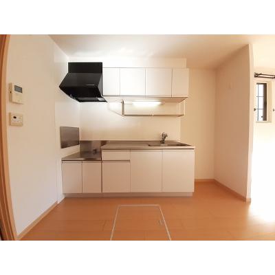 ジェルメⅡ 101【管理NO：1-016307701-01010】 ★家具家電は申し込み後に搬入します★の物件写真3