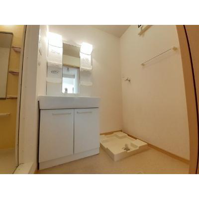ジェルメⅡ 101【管理NO：1-016307701-01010】 ★家具家電は申し込み後に搬入します★の物件写真6