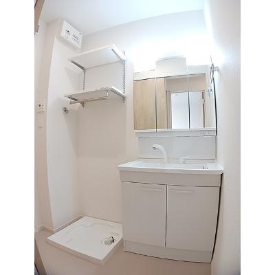 ファミリアーレ 201【管理NO：1-028564901-02010】 ★家具家電は申し込み後に搬入します★の物件写真6