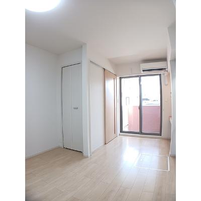 エアリーウッド 105【管理NO：1-024989001-01040】 ★家具家電は申し込み後に搬入しますの物件写真2