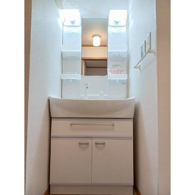 apartment 愛知県江南市木賀東町新塚２２番地１ 

↓地図はこちらから