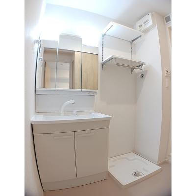ファミリアーレ 102【管理NO：1-028564901-01020】 ★家具家電は申し込み後に搬入しますの物件写真6