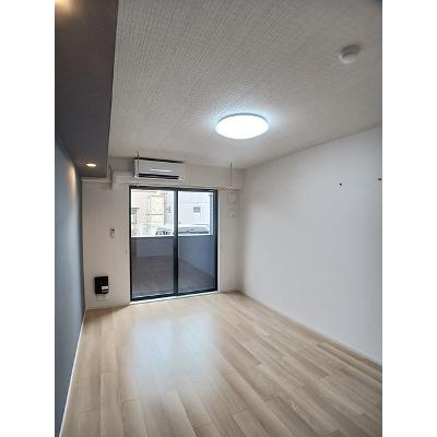 ヒカルサ　小牧田県イースト 103【管理NO：1-028450401-01030】 ★家具家電は申し込み後に搬入します★の物件写真2