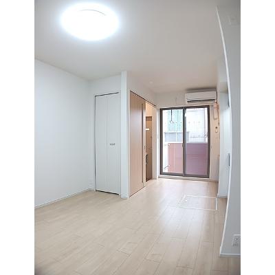 エクセランⅦ 105【管理NO：1-025219901-01040】 ★家具家電は申し込み後に搬入しますの物件写真2