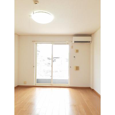 ピーチタカミ 201【管理NO：1-013819501-02010】 ★家具家電は申し込み後に搬入します 2026年07月下旬入居可能の物件写真2