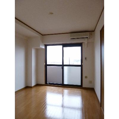 ルミエール扶桑 305【管理NO：1-011746001-03040】 ★家具家電は申し込み後に搬入します 2026年07月中旬入居可能の物件写真2